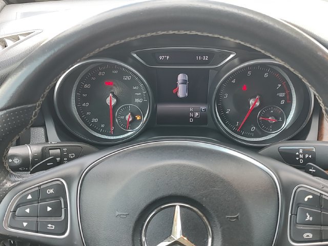 Used 2018 Mercedes-Benz GLA 250 image 12