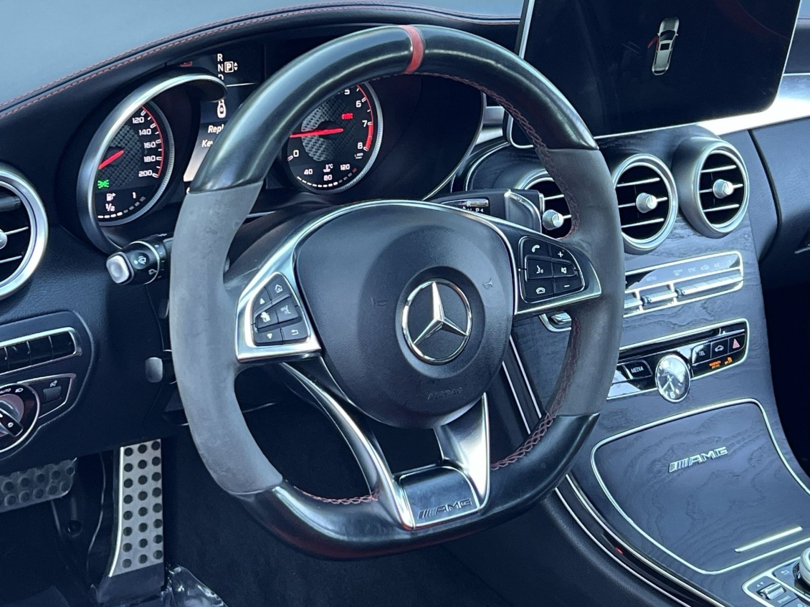 Used 2015 Mercedes-Benz C 63 AMG S image 21