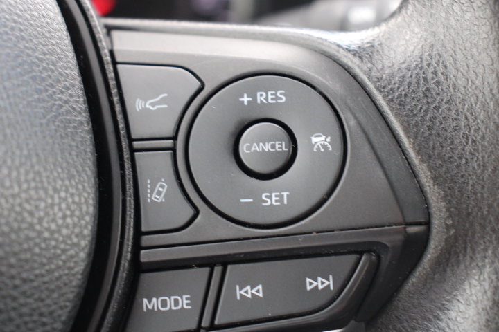 Certified 2022 Toyota RAV4 XLE image 25