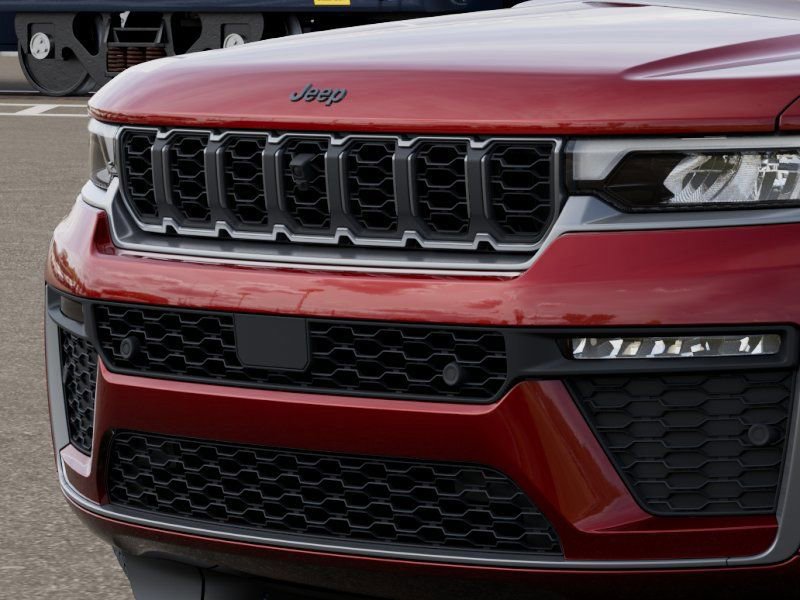 New 2026 Jeep Grand Cherokee L Limited AWD/4WD image 11