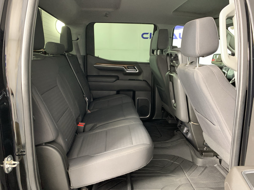 Used 2022 Chevrolet Silverado 1500 RST w/ Redline Edition AWD/4WD image 33