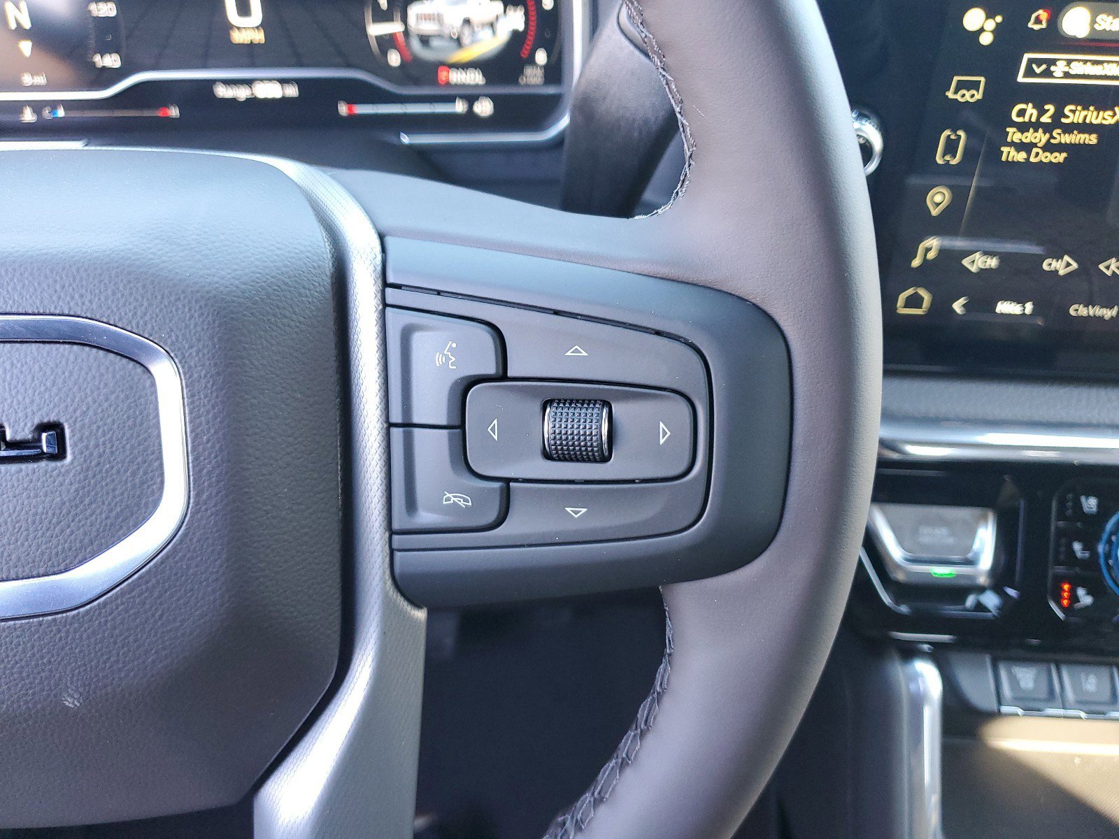 New 2025 GMC Sierra 2500 Denali image 25