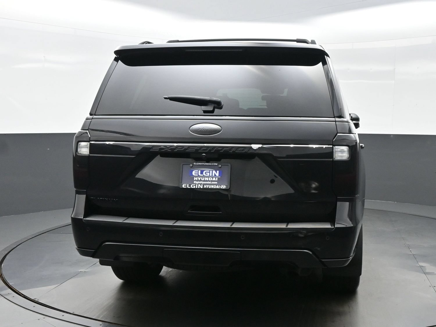 Used 2021 Ford Expedition Platinum AWD/4WD image 5