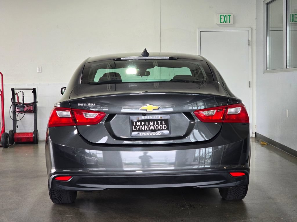 Used 2017 Chevrolet Malibu LS FWD image 5