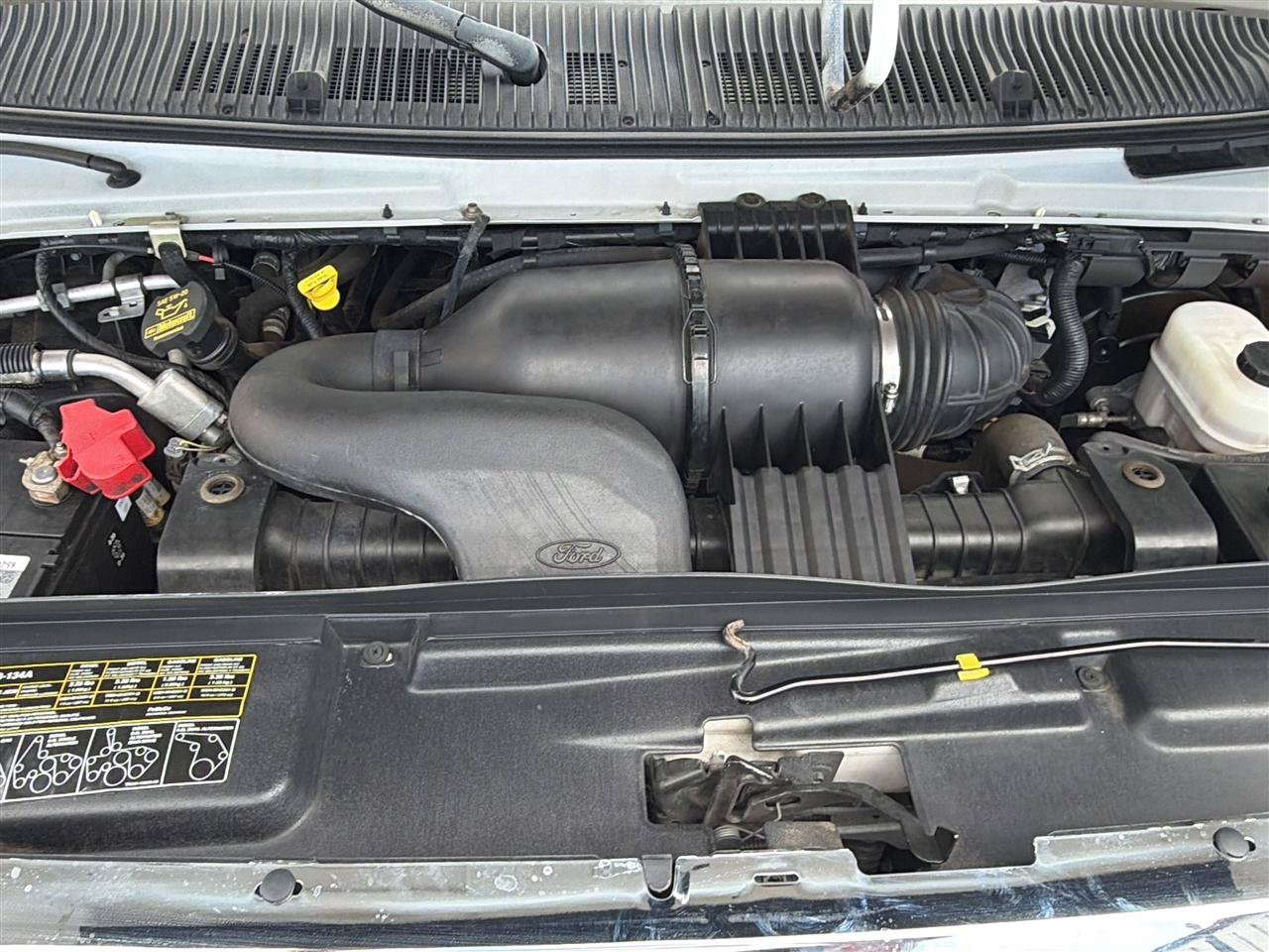 Used 2010 Ford E-350 and Econoline 350 XL RWD image 25