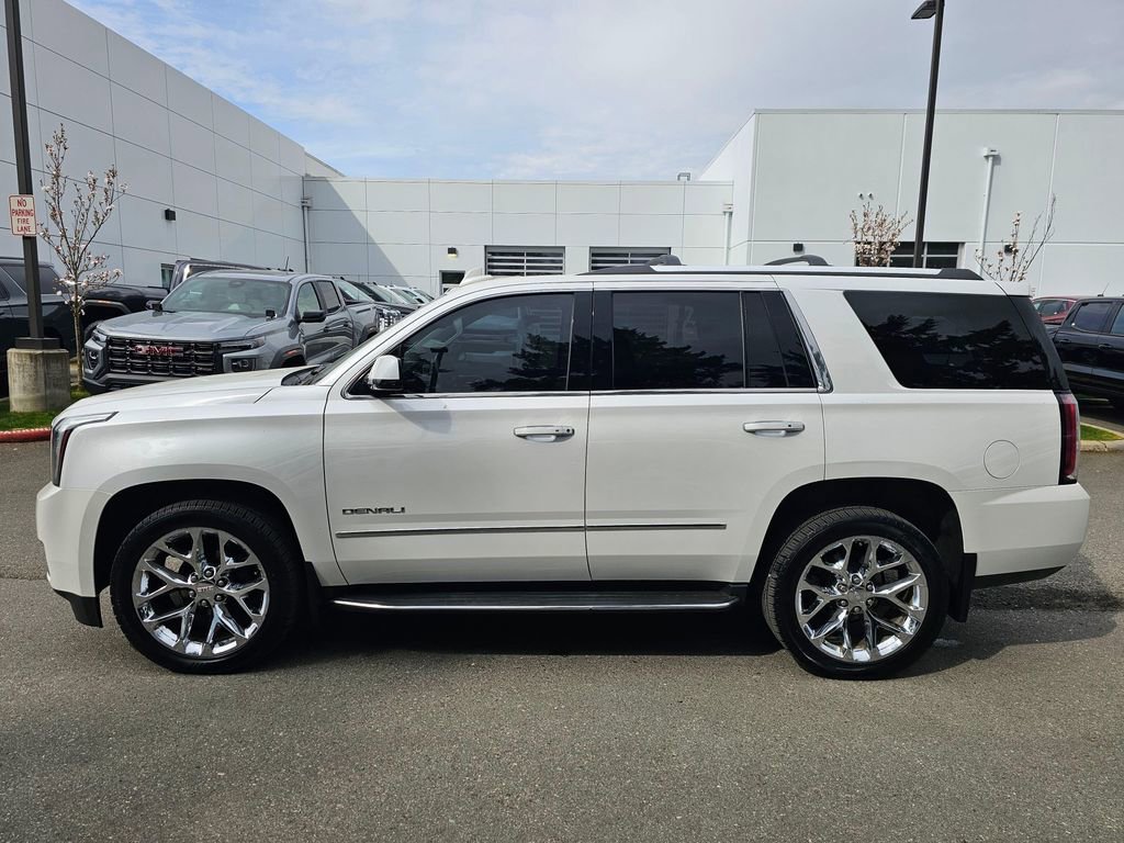 Used 2017 GMC Yukon Denali image 2