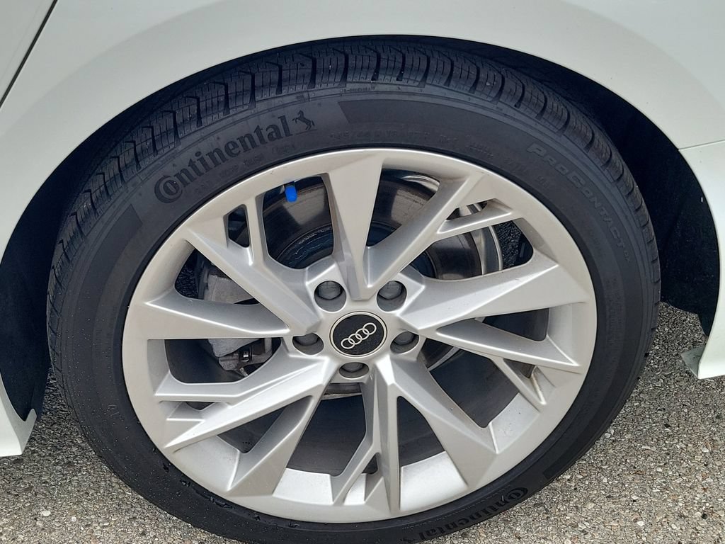 Used 2022 Audi A5 2.0T Premium Plus AWD/4WD image 8