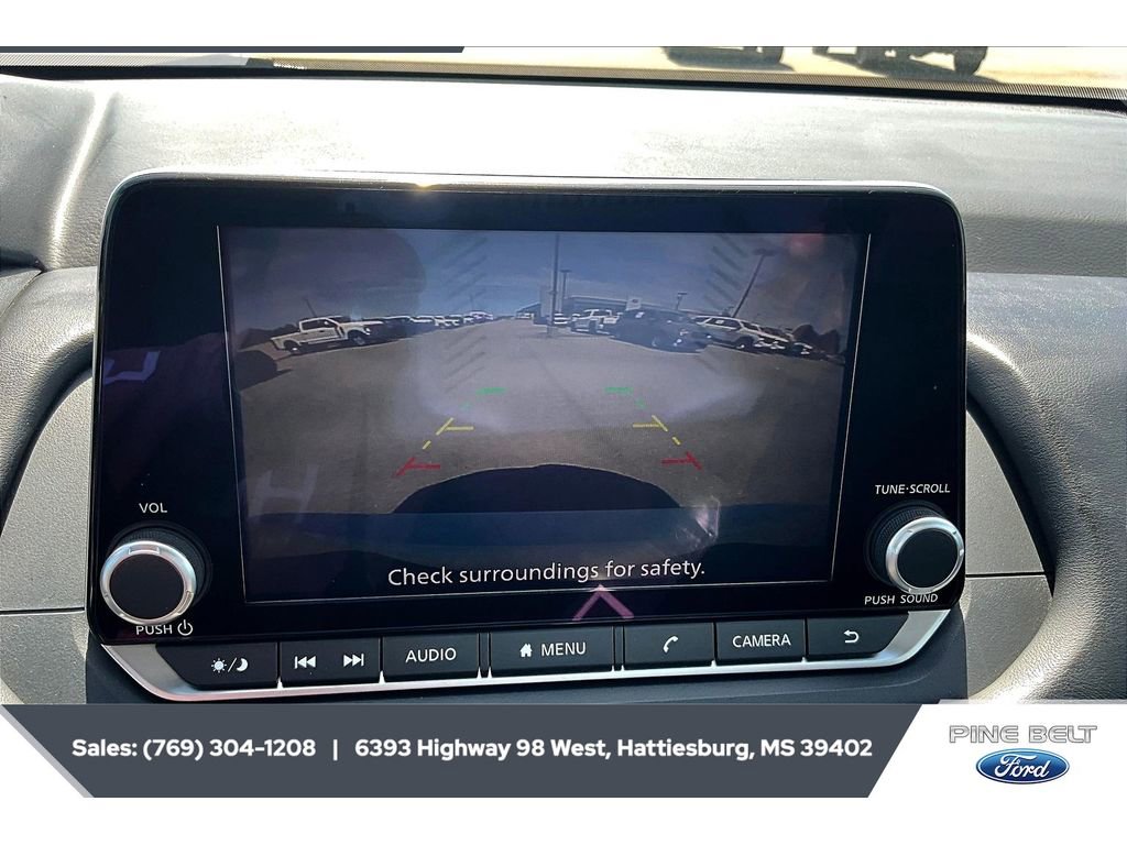 Used 2024 Nissan Rogue S image 15