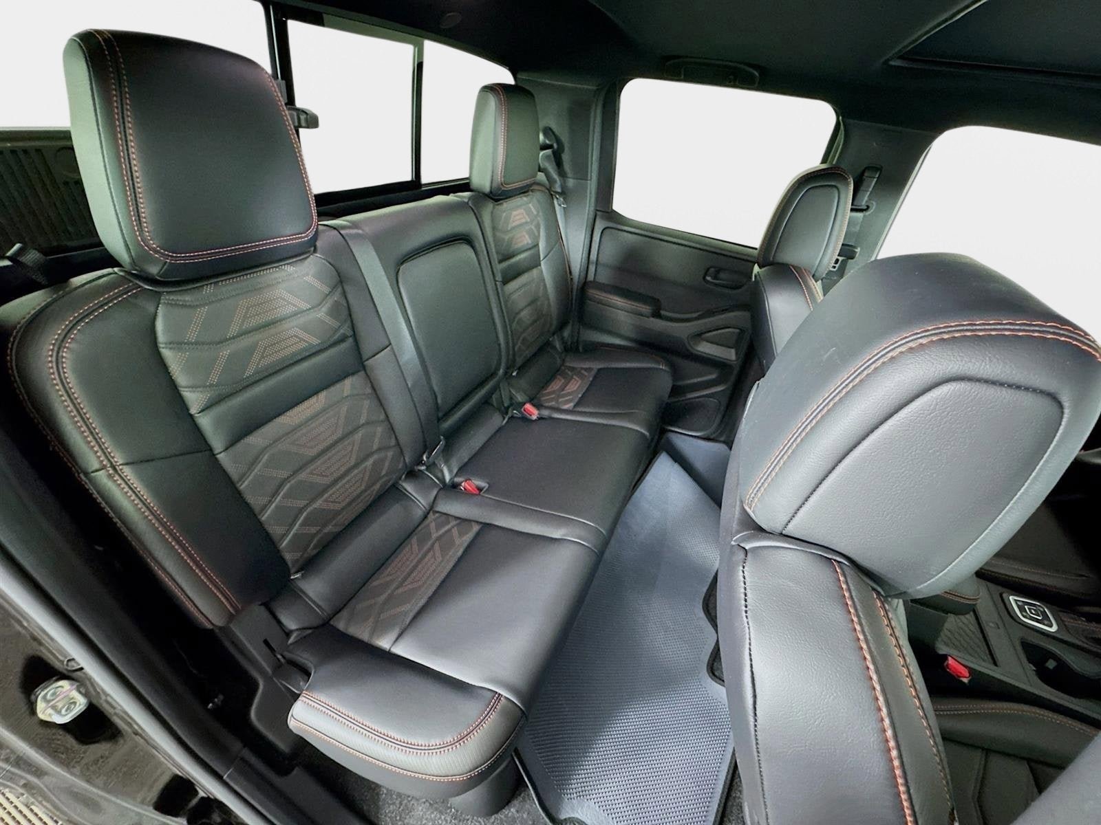 New 2026 Nissan Frontier PRO-4X AWD/4WD image 28
