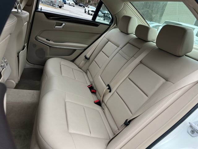 Used 2014 Mercedes-Benz E 350 Sedan image 21