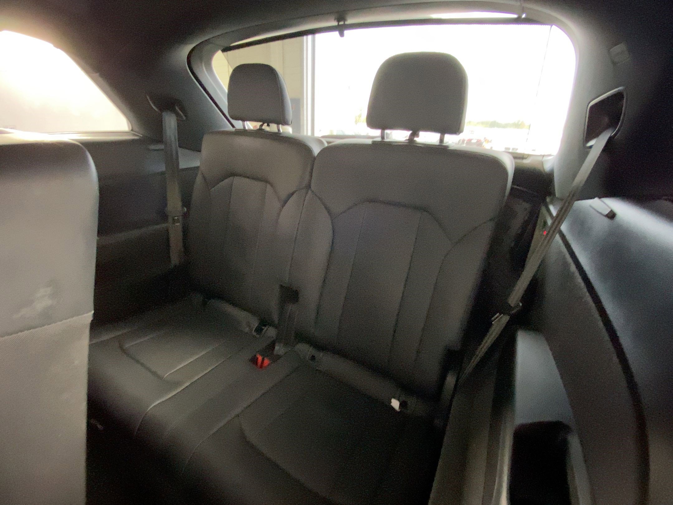 Used 2025 Audi SQ7 Premium Plus w/ Executive Package image 31