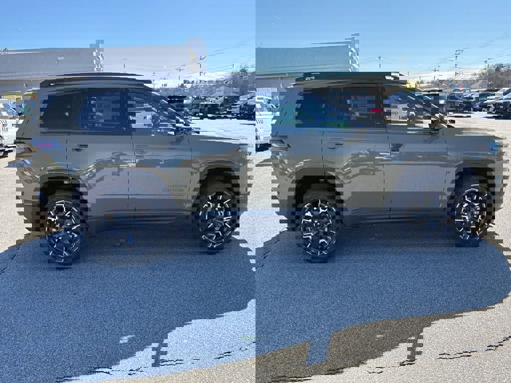 New 2026 Jeep Cherokee Overland image 6