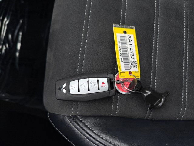 Used 2024 Mitsubishi Outlander SE image 19