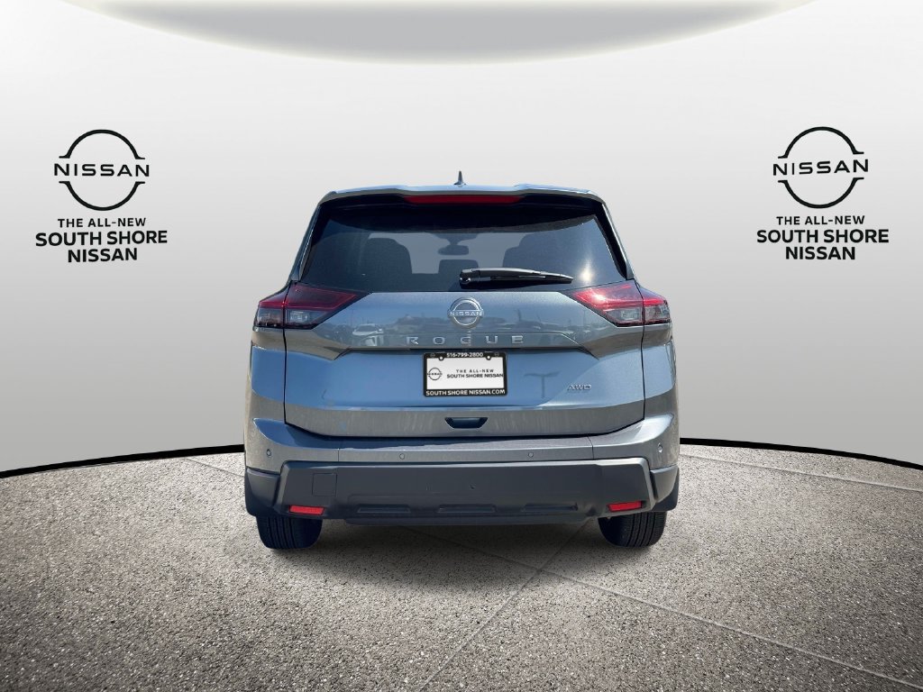 Certified 2026 Nissan Rogue SV AWD/4WD image 6