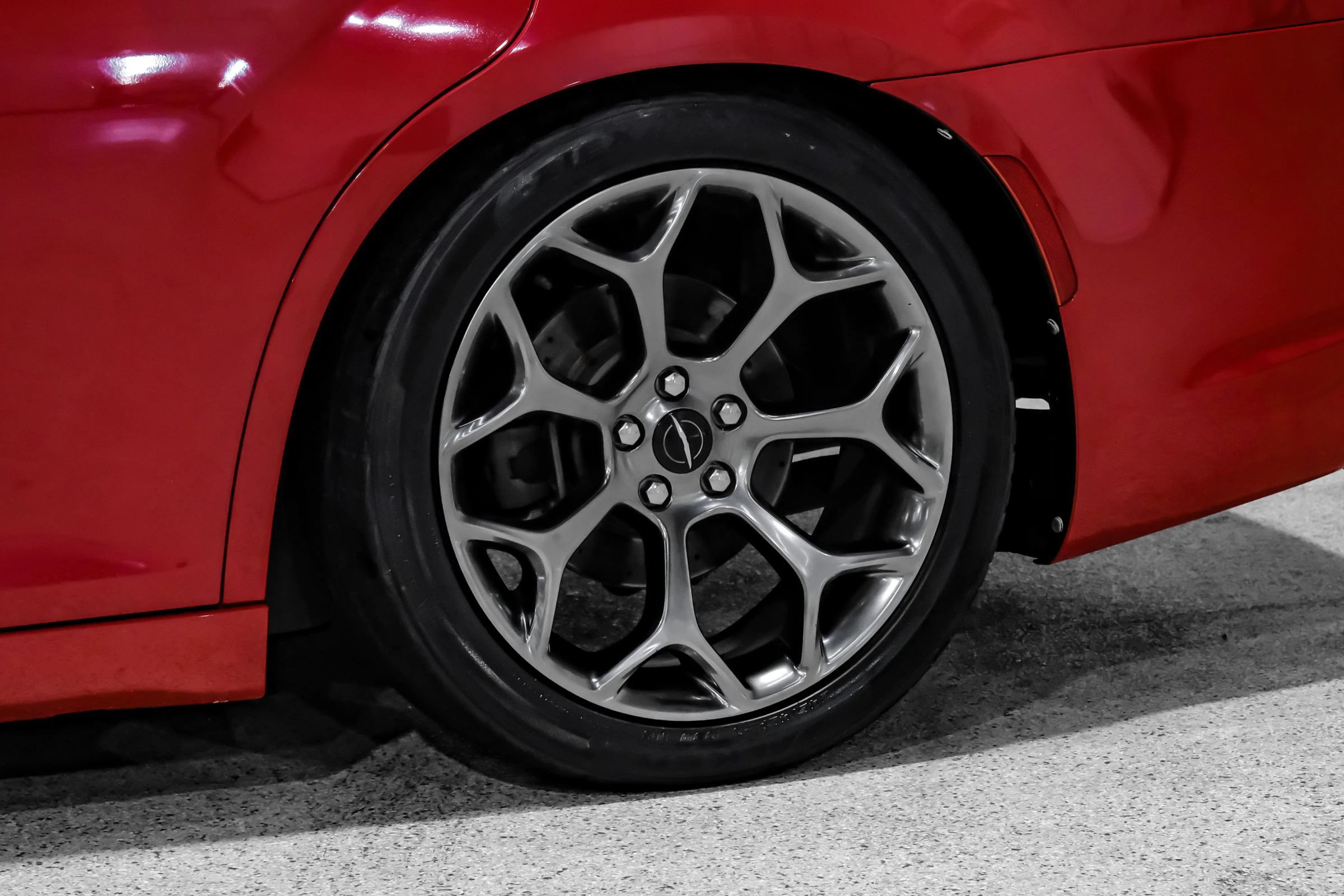 Used 2015 Chrysler 300 S RWD image 75
