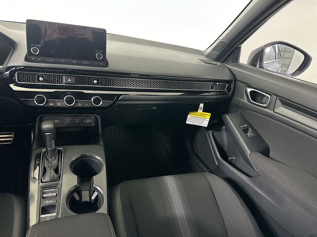 Used 2025 Honda Civic Sport image 19