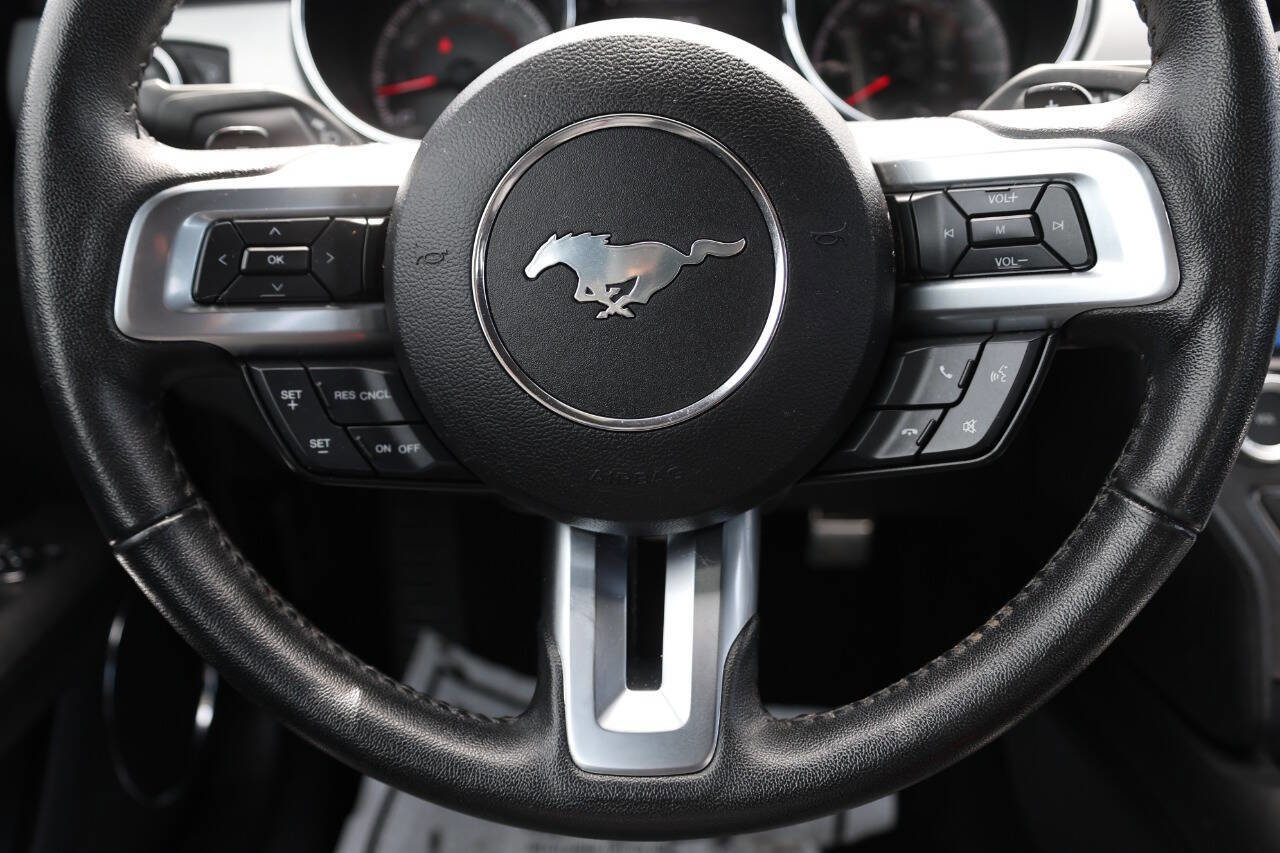 Used 2017 Ford Mustang GT Premium image 18