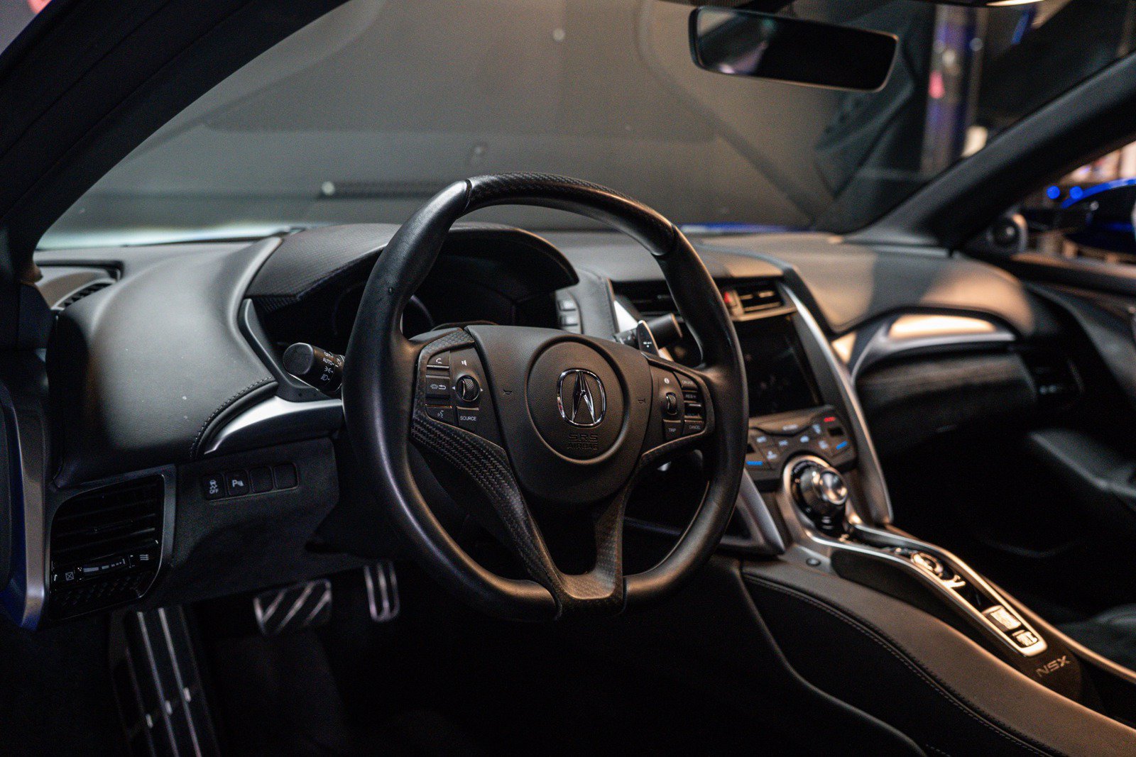 Used 2017 Acura NSX AWD/4WD image 7