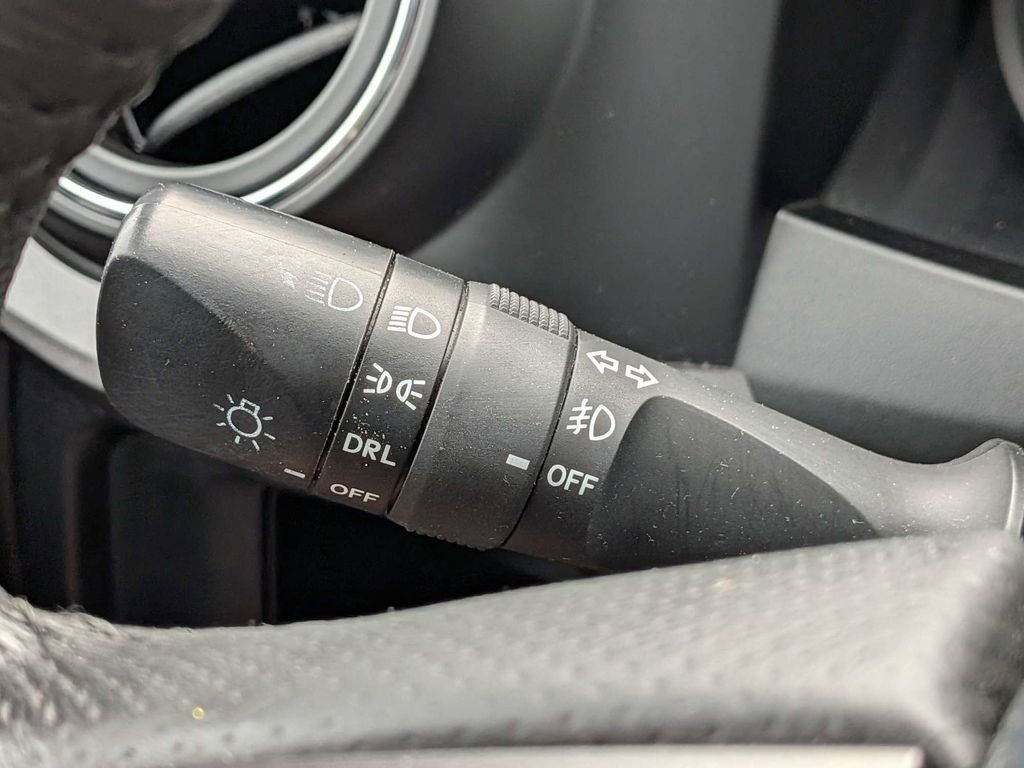 Used 2018 Toyota Tacoma TRD Off-Road image 27