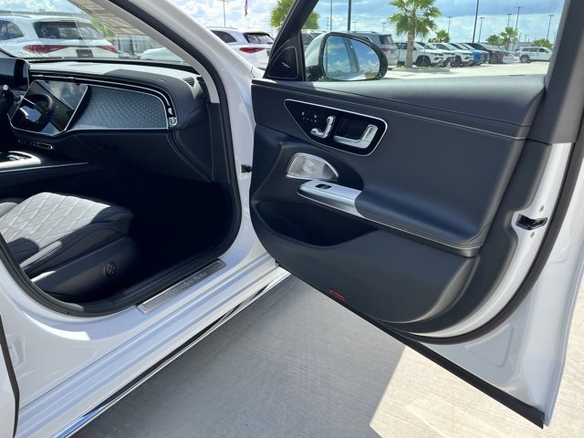 New 2026 Mercedes-Benz E 350 4MATIC Sedan image 21