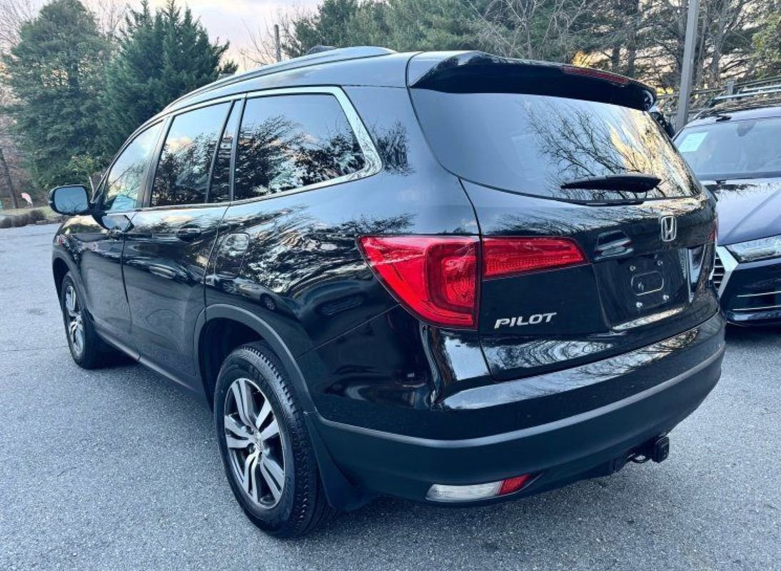 Used 2017 Honda Pilot EX-L image 5