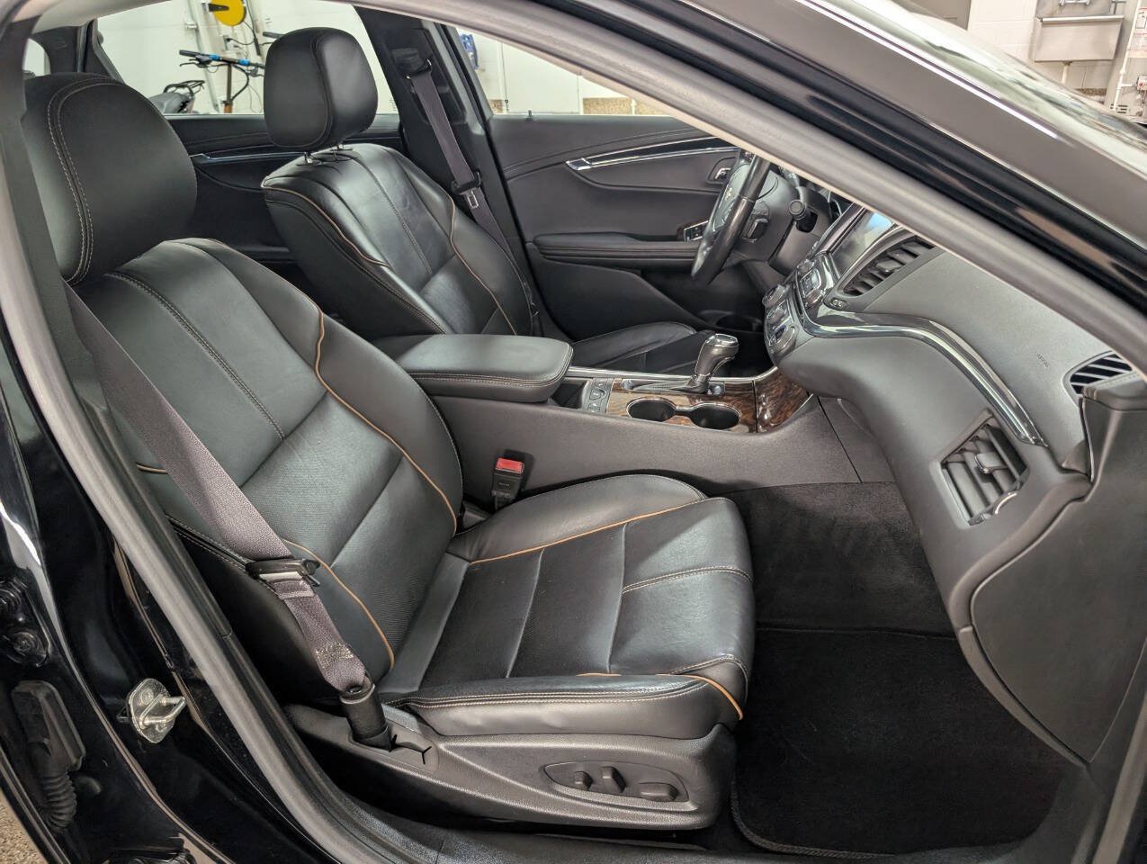 Used 2014 Chevrolet Impala LTZ FWD image 20
