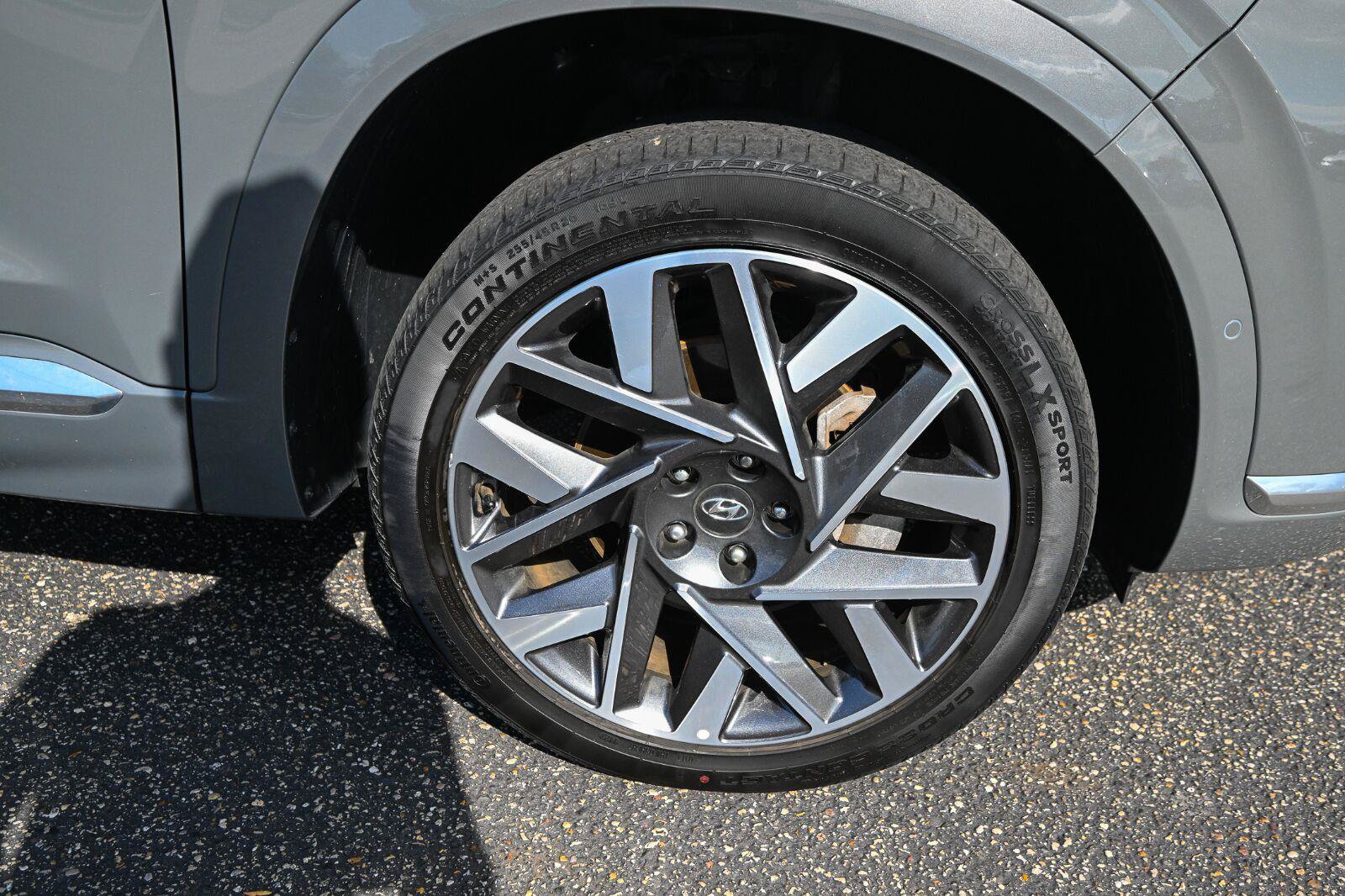 Used 2023 Hyundai Santa Fe Calligraphy AWD/4WD image 15