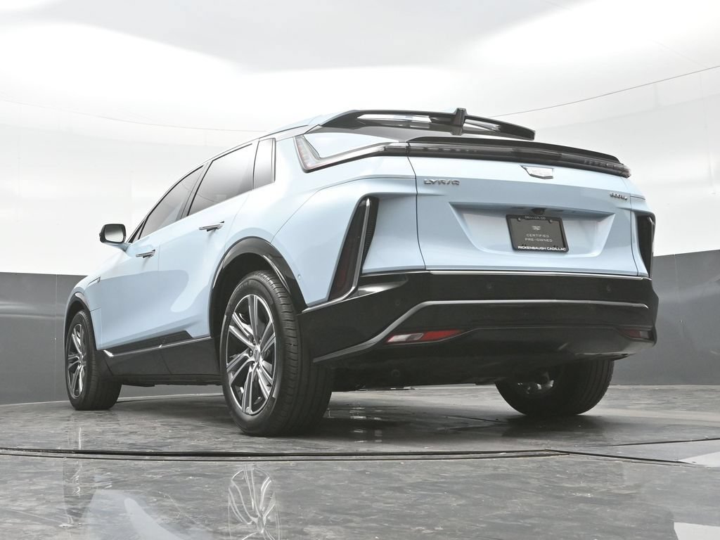 Certified 2024 Cadillac Lyriq Luxury AWD/4WD image 27