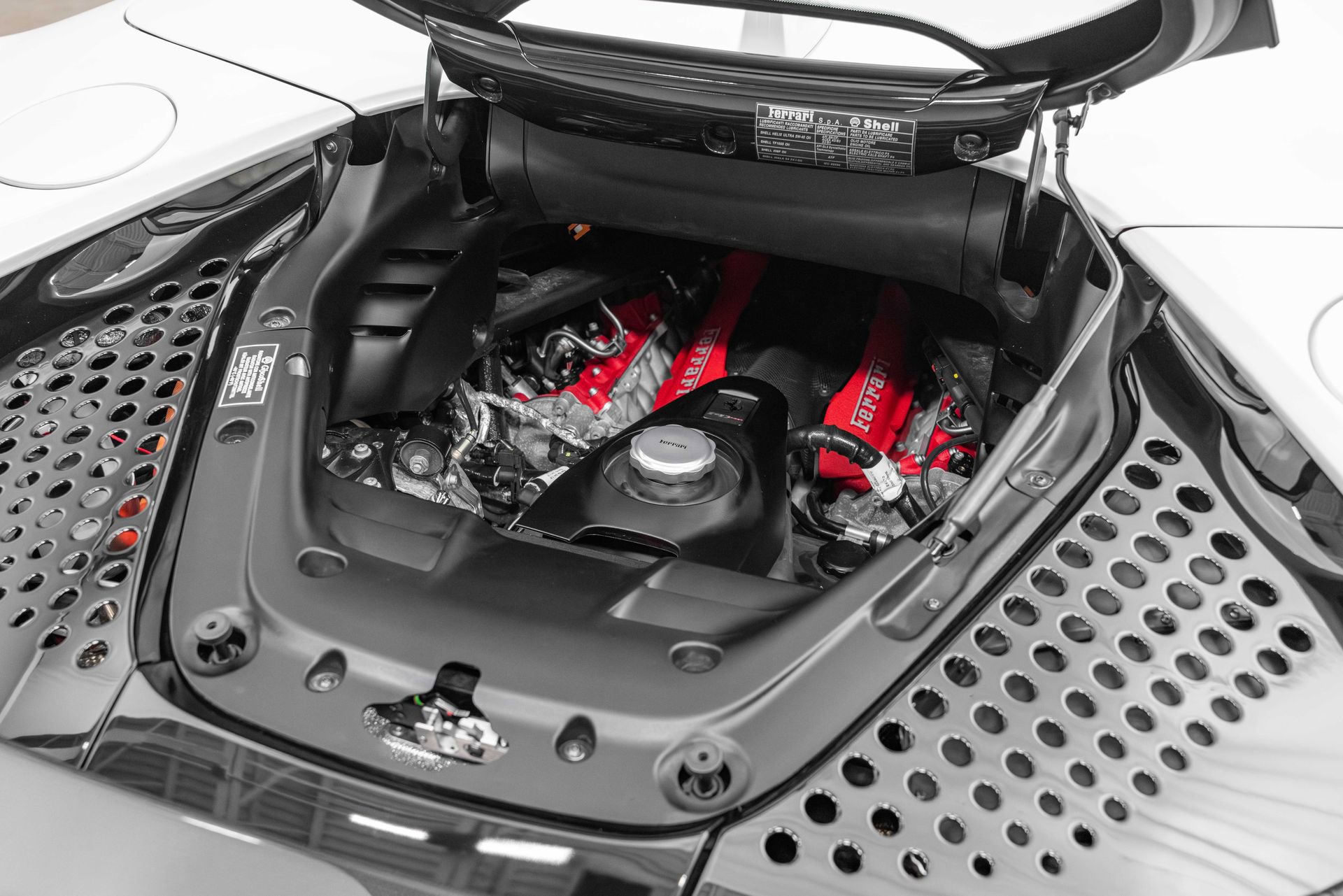 Certified 2024 Ferrari SF90 Spider image 23