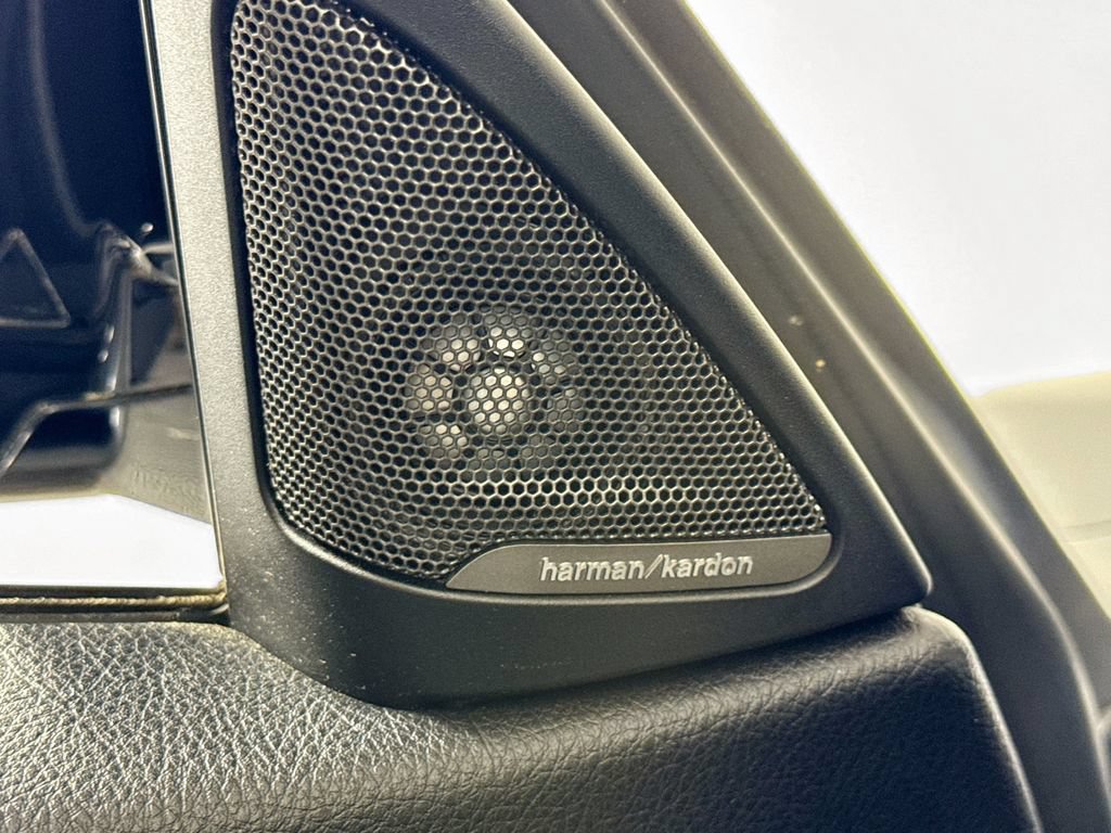 Used 2016 BMW M4 Coupe RWD image 23