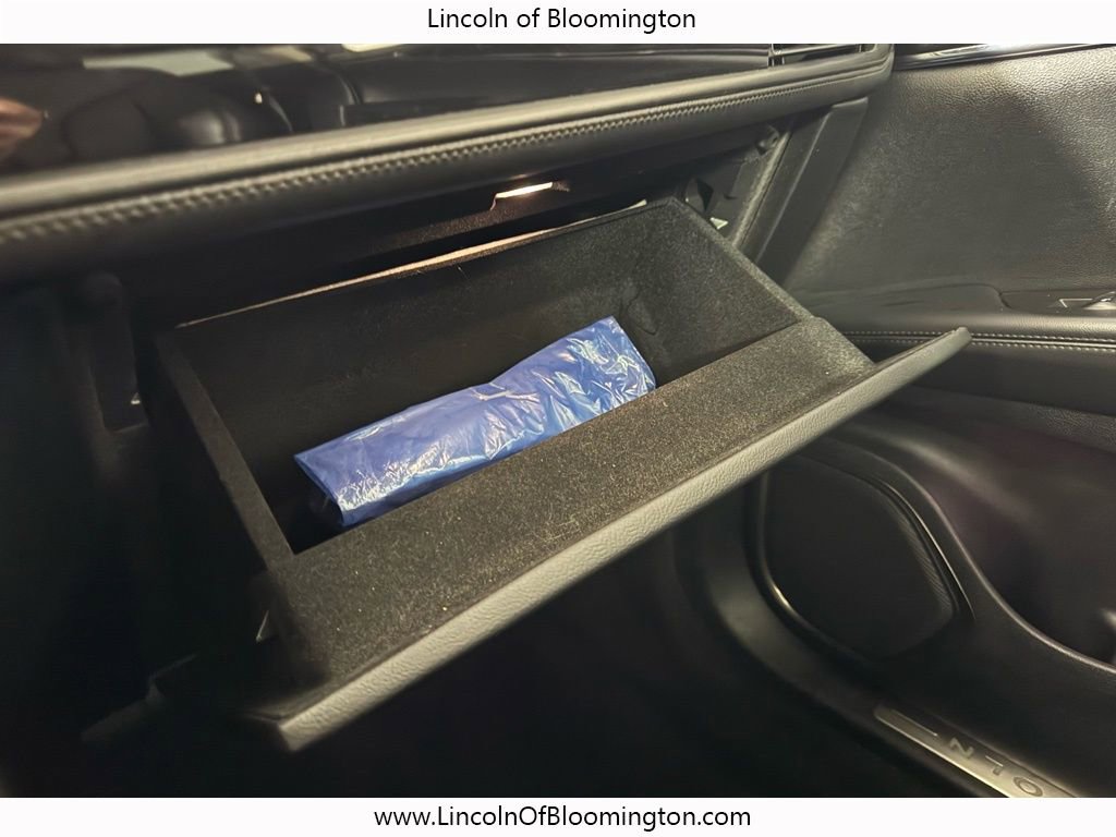 Certified 2022 Lincoln Nautilus Reserve w/ Monochromatic Package image 60