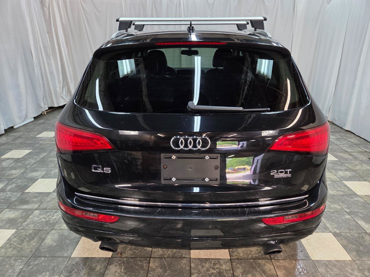 Used 2016 Audi Q5 2.0T Premium Plus w/ Technology Package AWD/4WD image 4