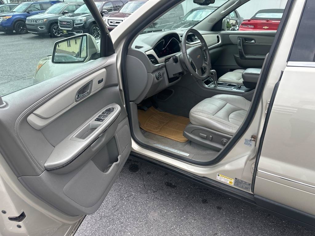 Used 2013 Chevrolet Traverse LTZ AWD/4WD image 8