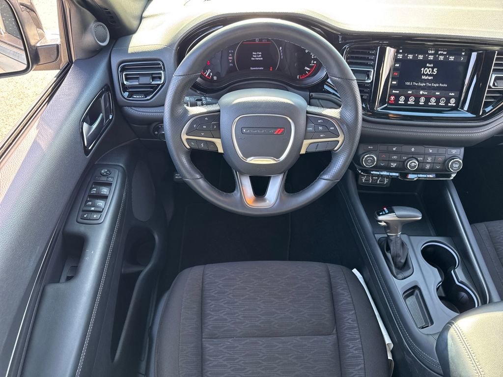 Used 2024 Dodge Durango SXT w/ SXT Blacktop Group image 17