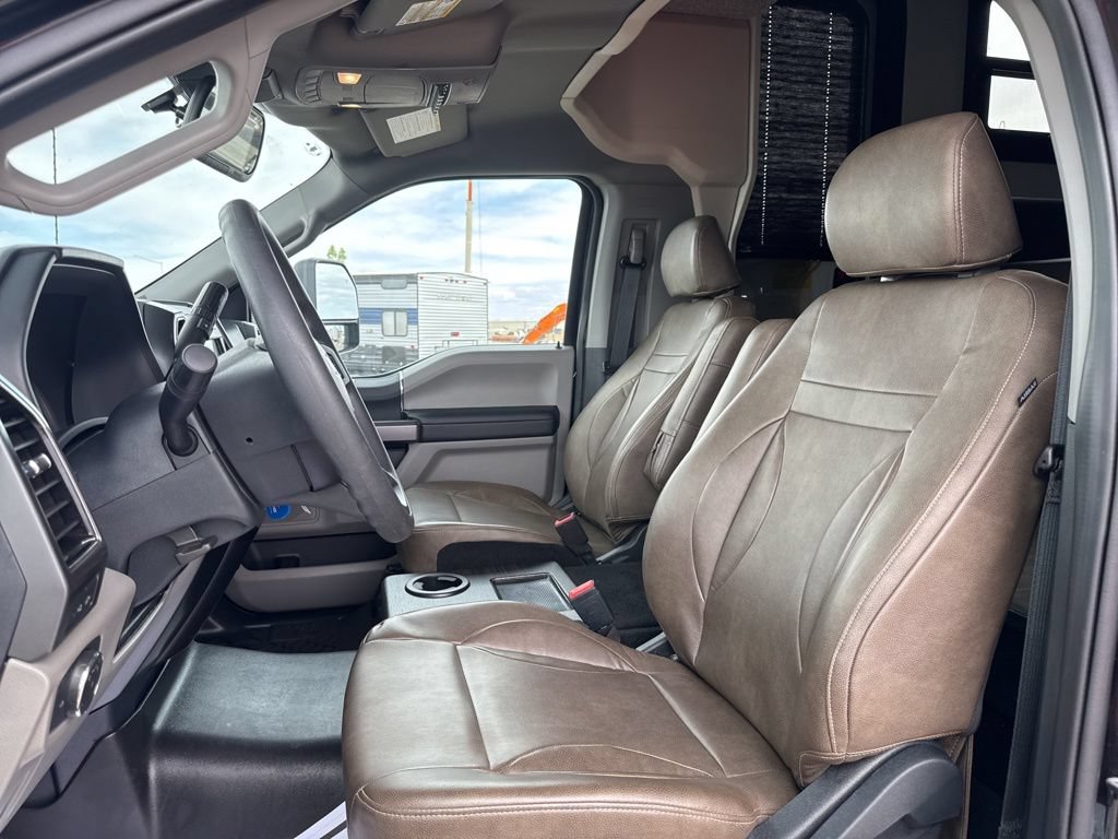 Used 2022 Ford F550 4x4 Regular Cab Super Duty w/ XLT Value Package image 23