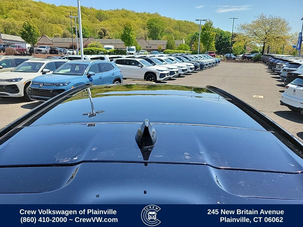 Used 2018 Land Rover Range Rover Velar R-Dynamic HSE AWD/4WD image 30