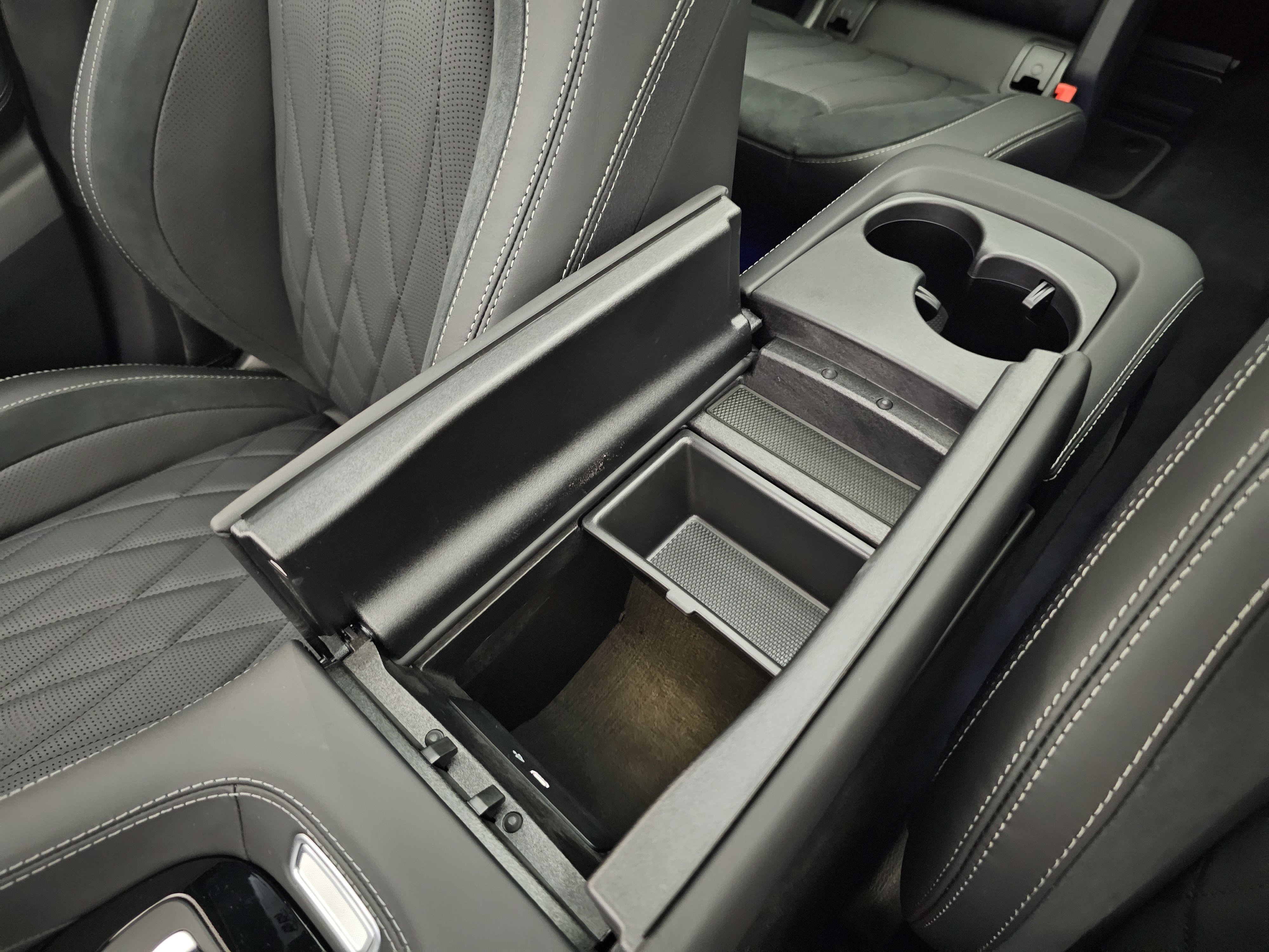 New 2026 Mercedes-Benz GLS 63 AMG 4MATIC image 38