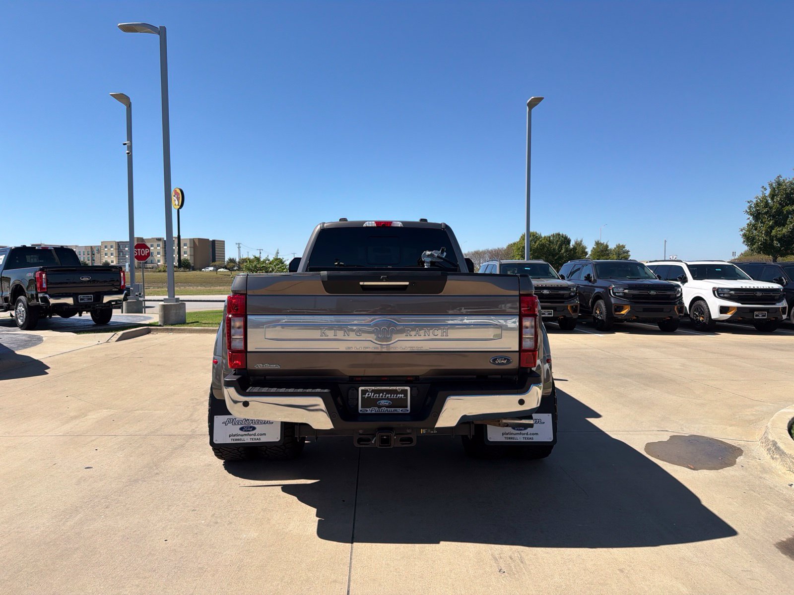 Used 2022 Ford F350 King Ranch w/ Chrome Package AWD/4WD image 4