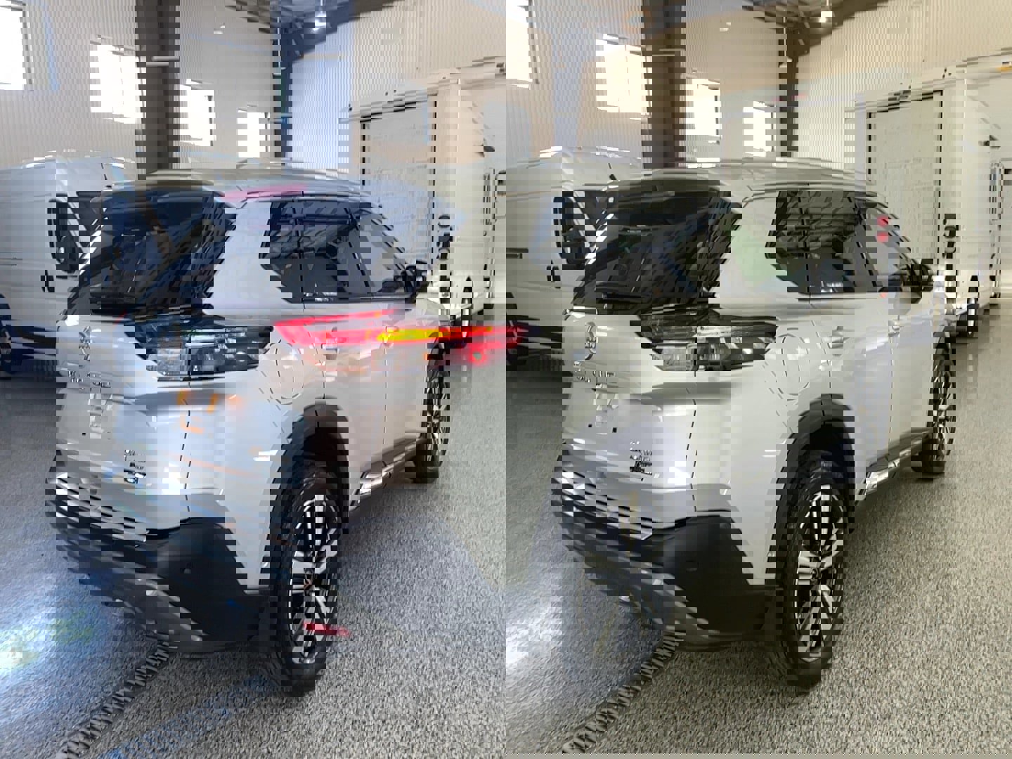 Used 2023 Nissan Rogue SL w/ SL Premium Package AWD/4WD image 18