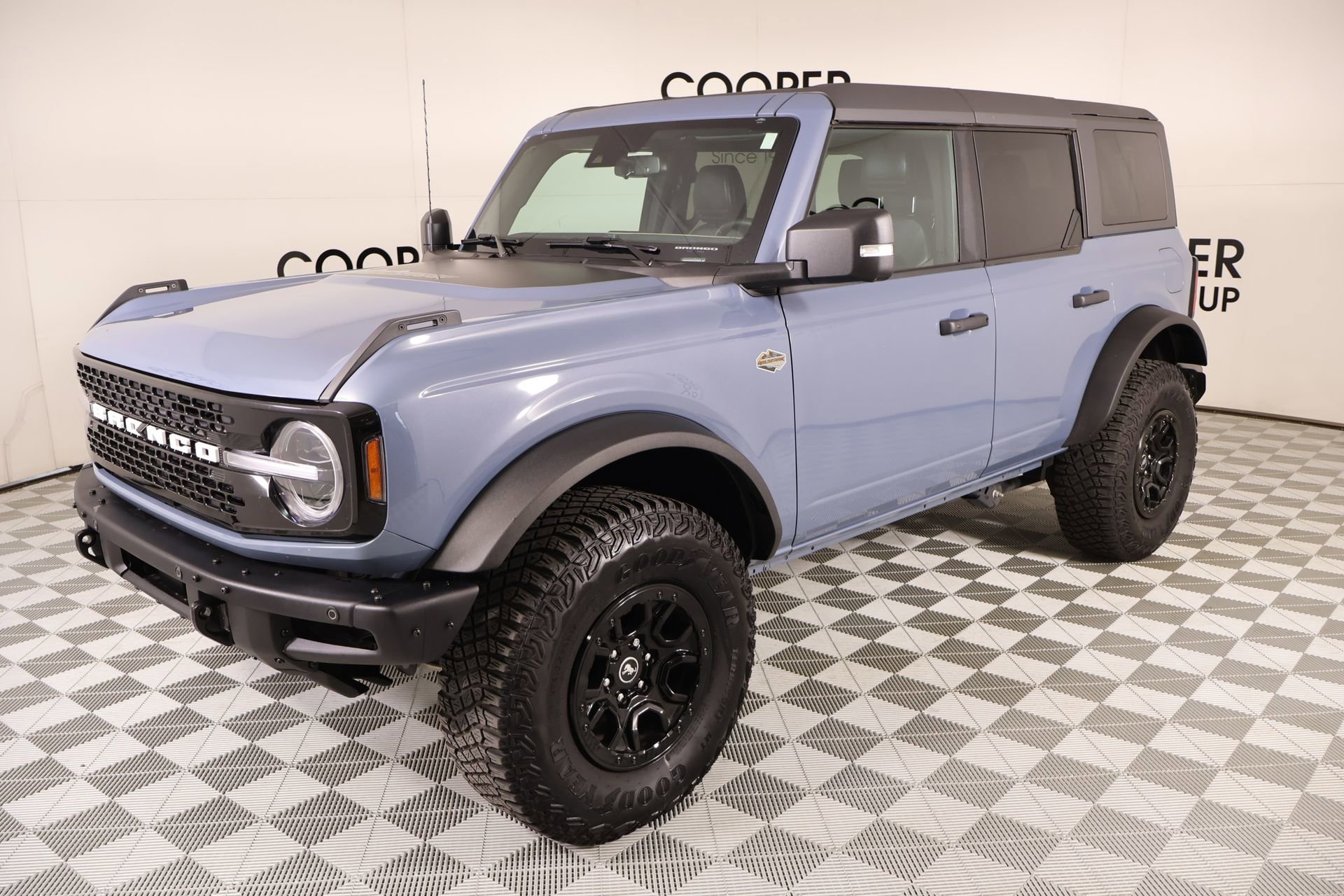 Used 2024 Ford Bronco Wildtrak AWD/4WD image 11