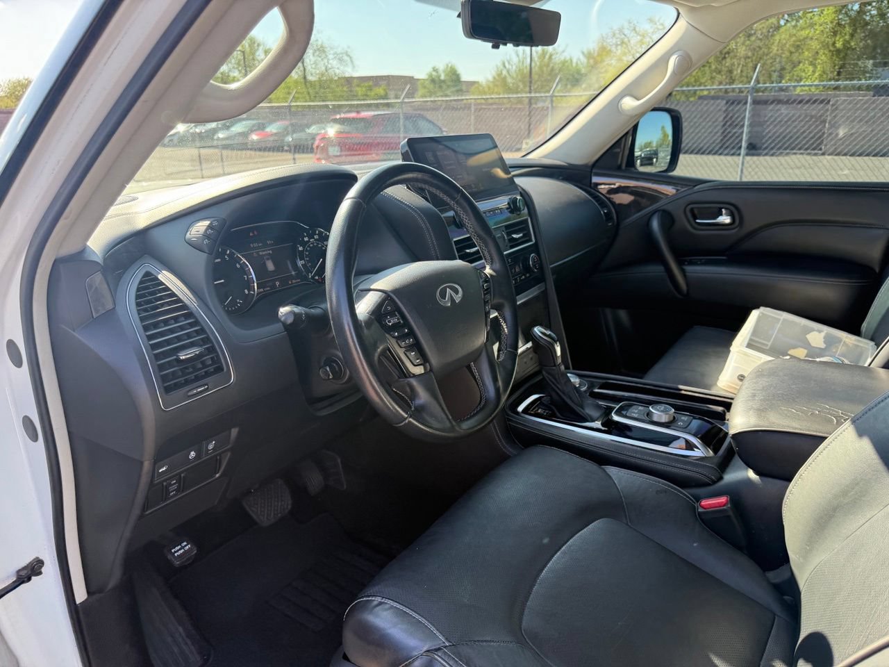 Used 2022 INFINITI QX80 Luxe w/ Cargo Package AWD/4WD image 13