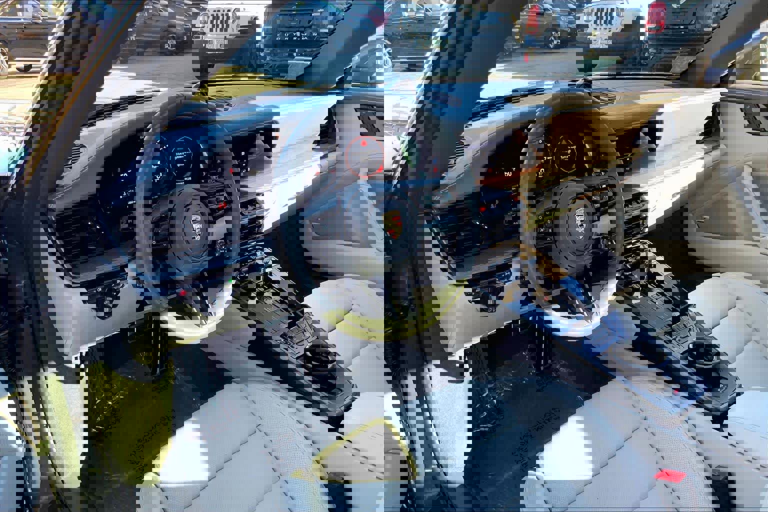 Used 2024 Porsche 911 Carrera image 16