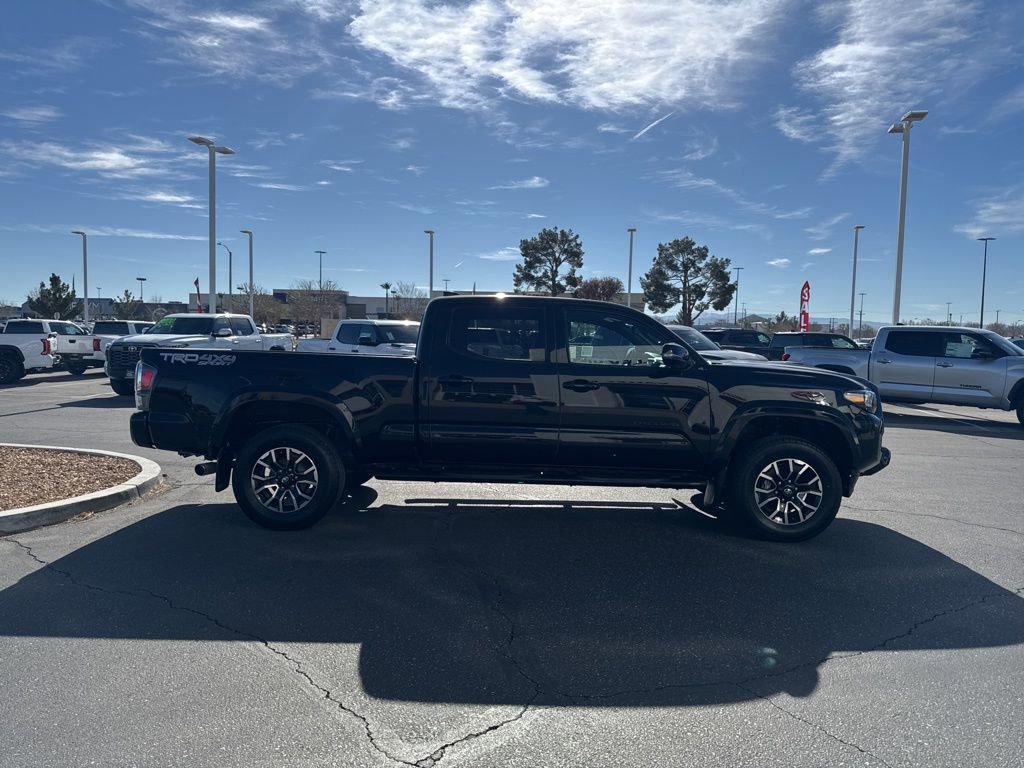 Certified 2022 Toyota Tacoma TRD Sport w/ Technology Package AWD/4WD image 5