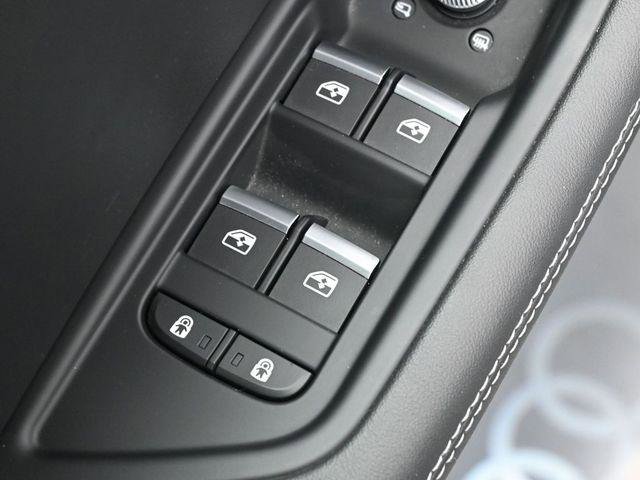 Used 2023 Audi A4 2.0T allroad Premium Plus w/ Premium Plus Package AWD/4WD image 13