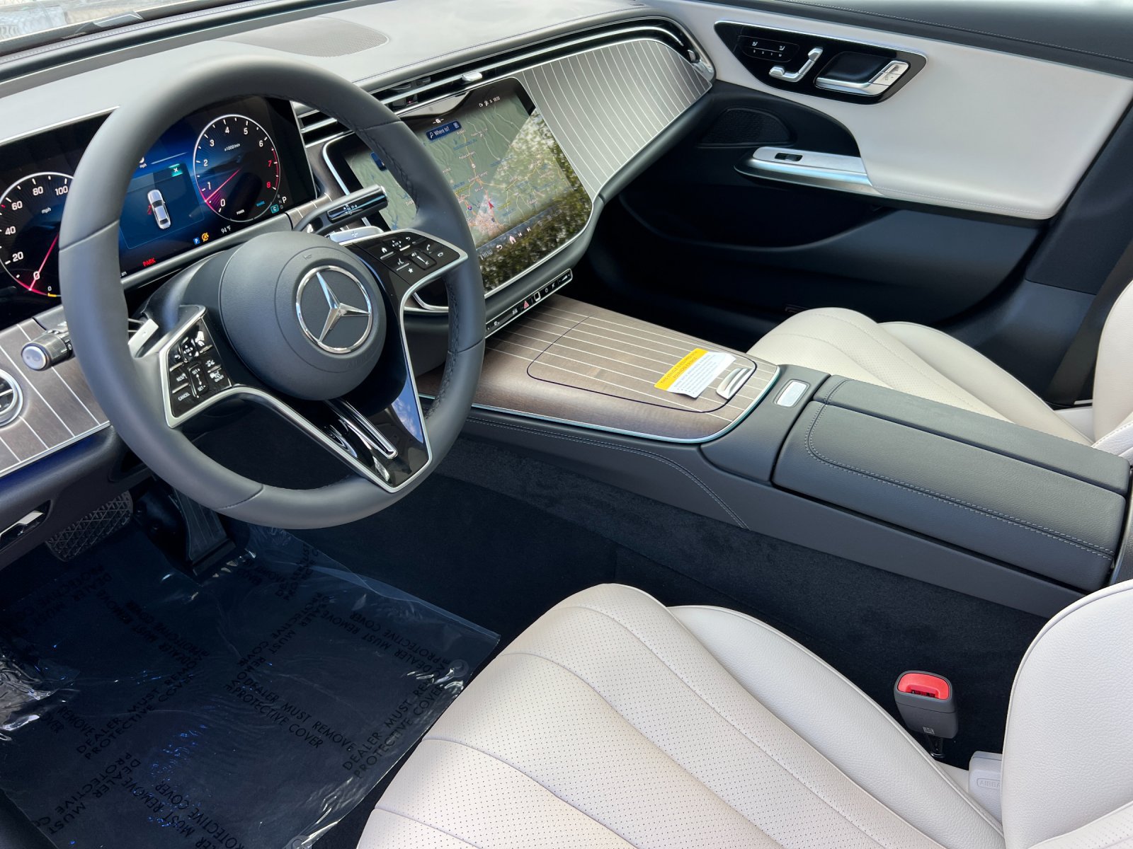 New 2027 Mercedes-Benz E 350 4MATIC Sedan image 9