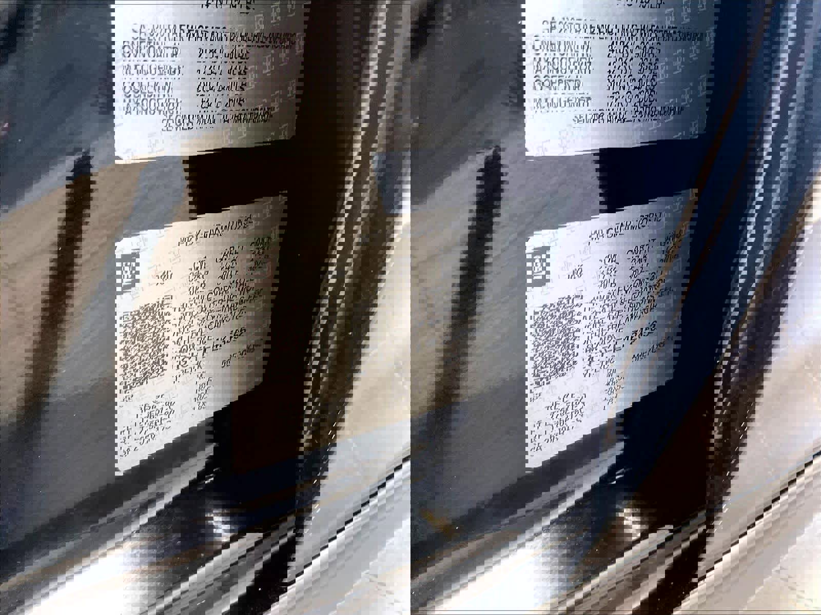 Used 2020 Chevrolet Silverado 1500 LT Trail Boss w/ Midnight Edition AWD/4WD image 36