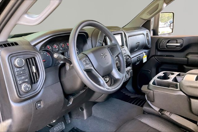 Used 2026 Chevrolet Silverado 2500 Custom w/ Custom Convenience Package AWD/4WD image 12