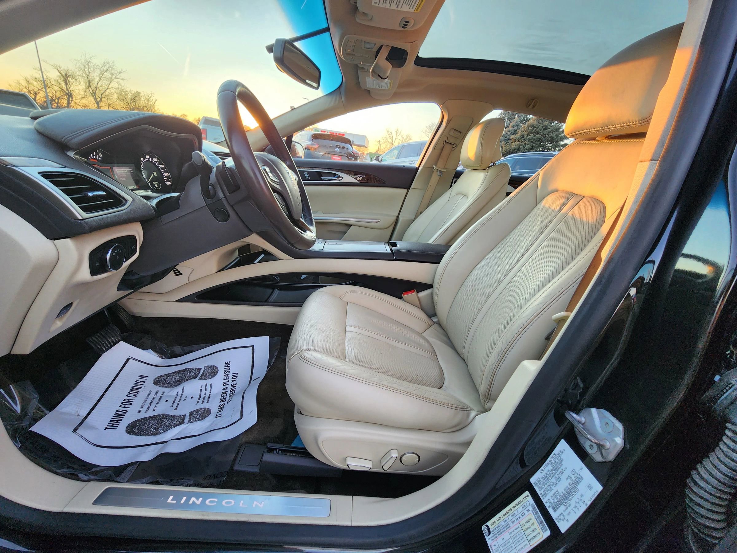 Used 2015 Lincoln MKZ w/ Equipment Group 102A Reserve FWD image 18