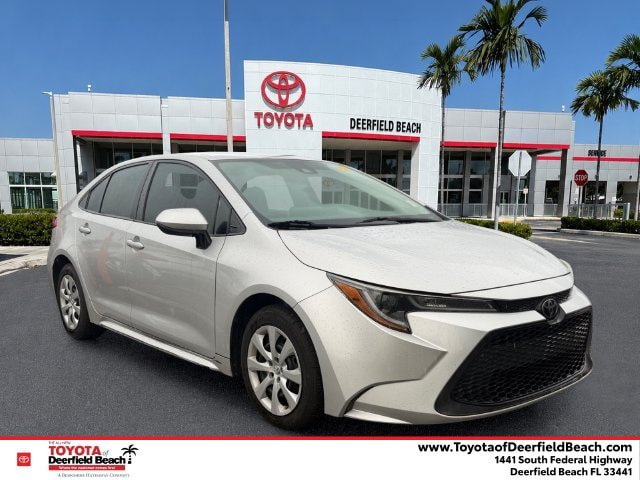 Used 2021 Toyota Corolla LE FWD image 1