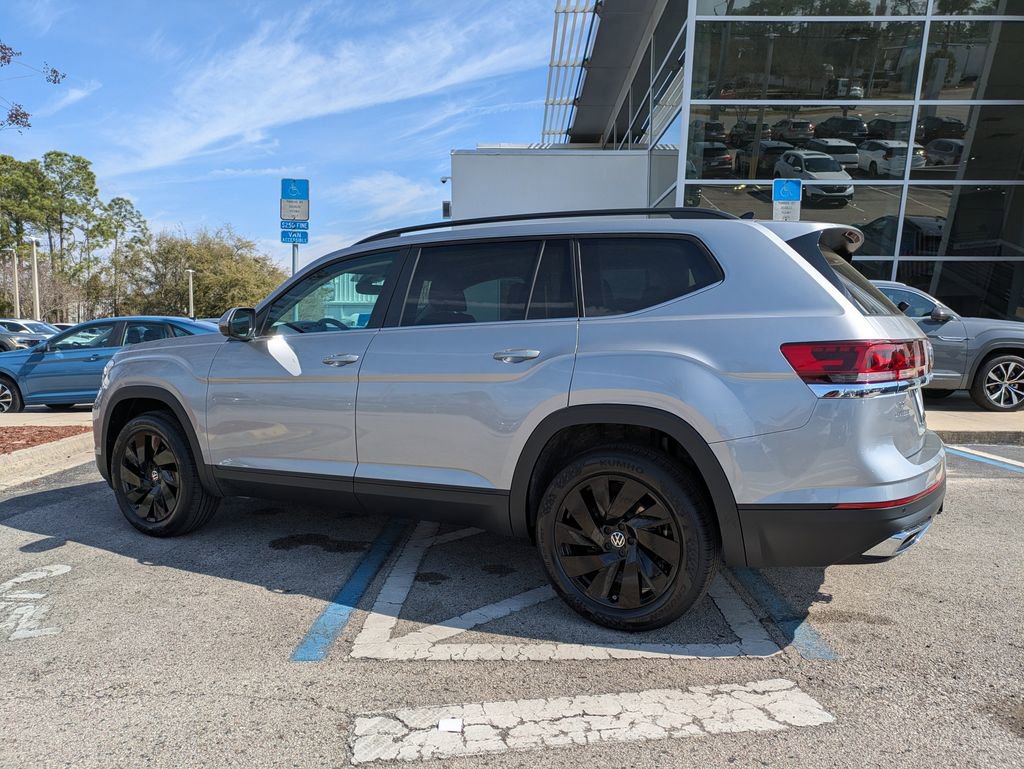 New 2026 Volkswagen Atlas SE FWD image 4